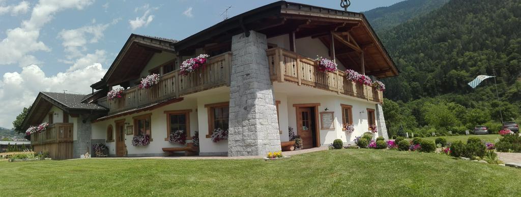 Agriturismo Maso Grisun Borzago エクステリア 写真